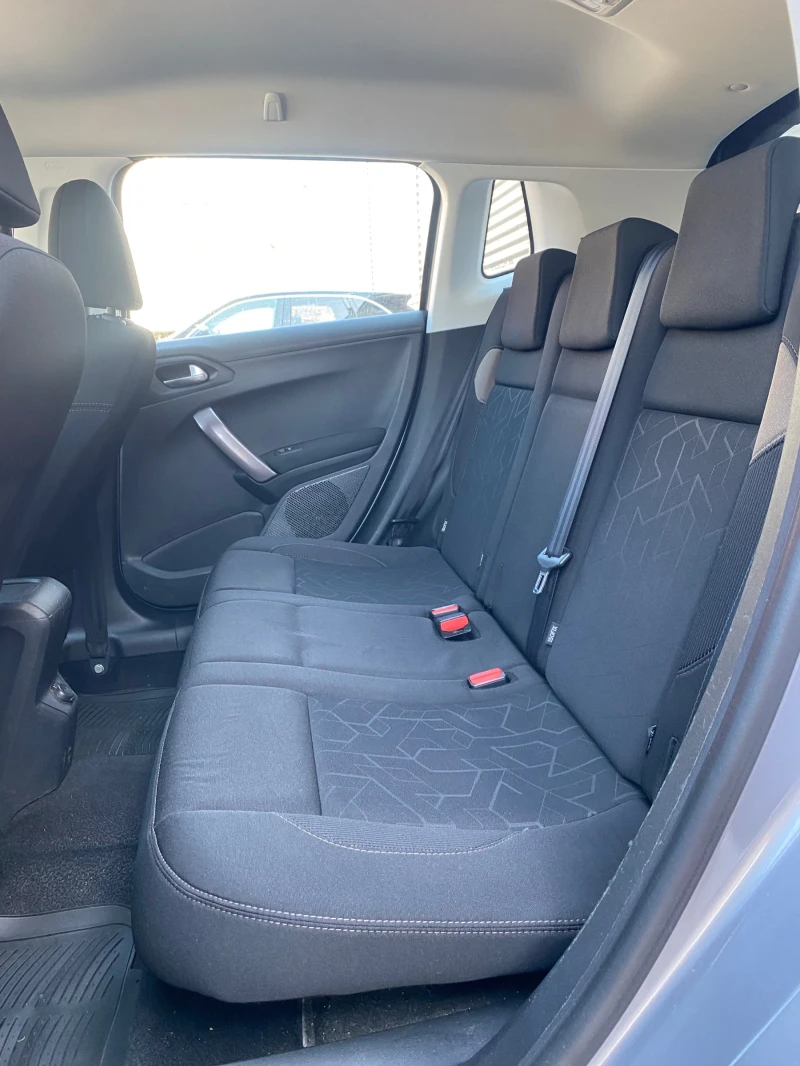 Peugeot 2008 SUV, снимка 10 - Автомобили и джипове - 51536727