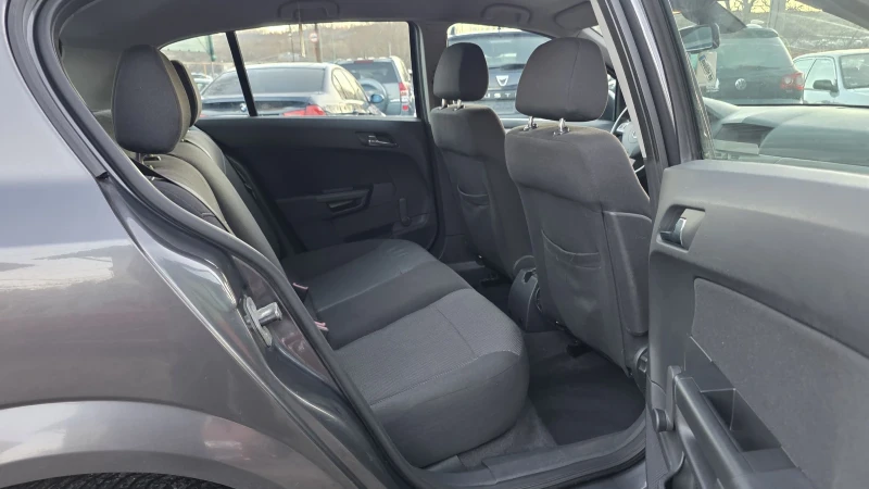 Opel Astra 1.4i 90k.s gaz, снимка 9 - Автомобили и джипове - 52807211