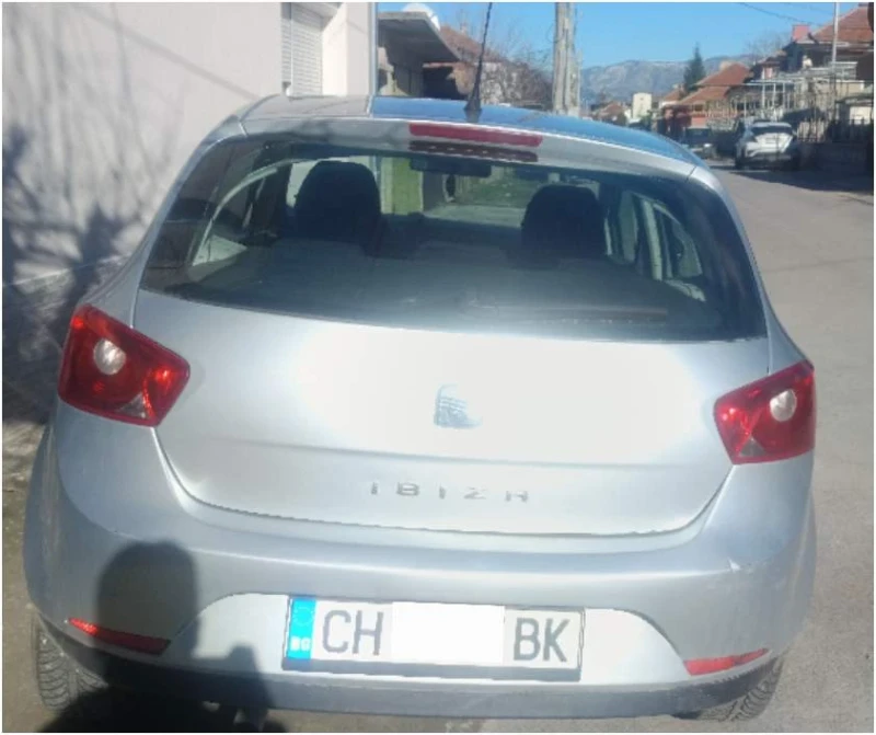 Seat Ibiza, снимка 4 - Автомобили и джипове - 53043141
