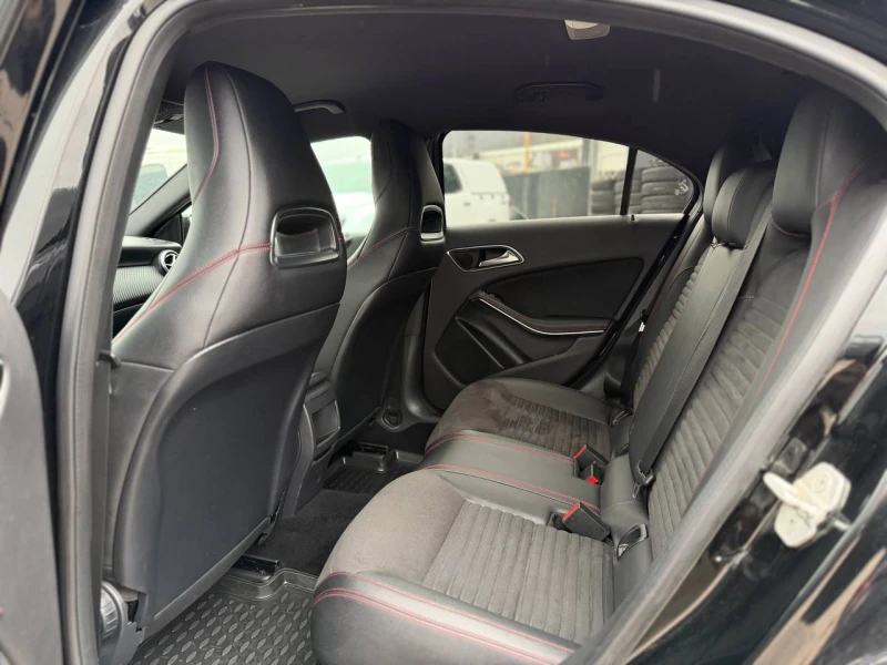 Mercedes-Benz A 180 AMG NAVI, снимка 11 - Автомобили и джипове - 53263357