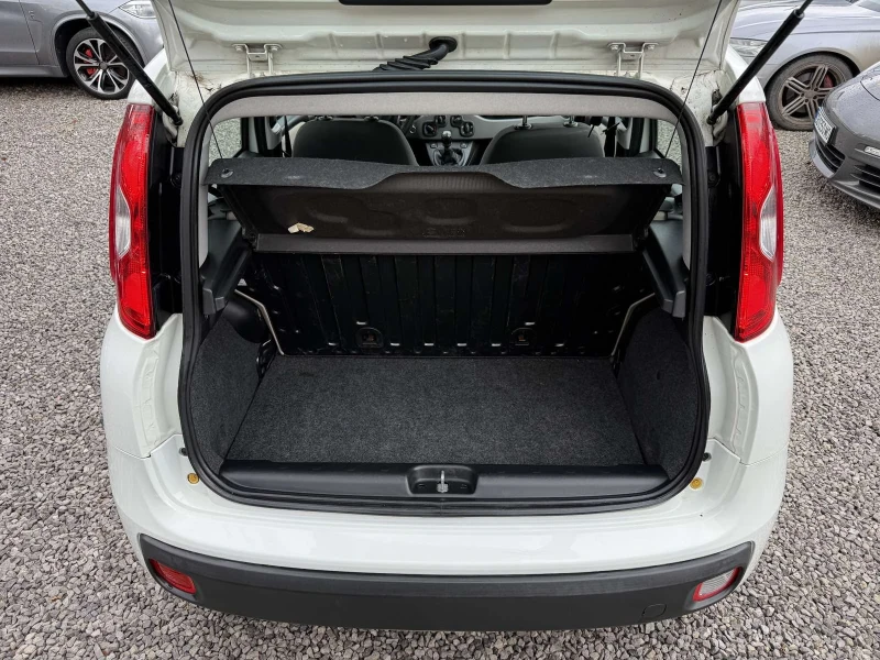 Fiat Panda 0.9T Petrol/CNG, снимка 14 - Автомобили и джипове - 53390978