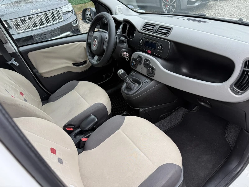 Fiat Panda 0.9T Petrol/CNG, снимка 13 - Автомобили и джипове - 53390978