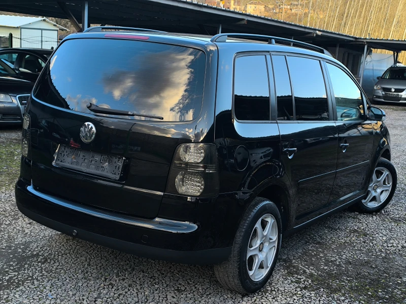 VW Touran -1.9TDI-105кс-6 скорости-КЛИМАТРОНИК-, снимка 3 - Автомобили и джипове - 53534685