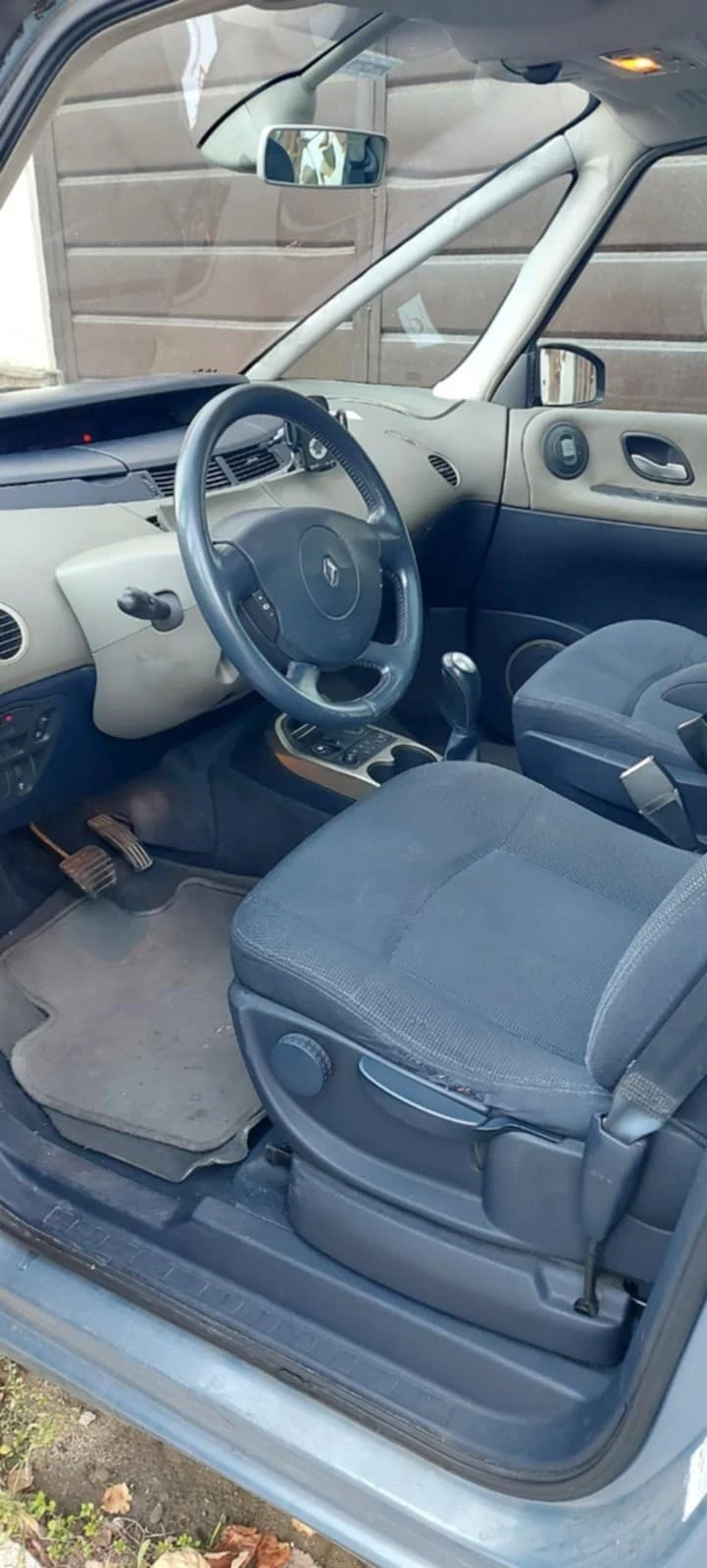 Renault Espace 2.2 DCI - изображение 7