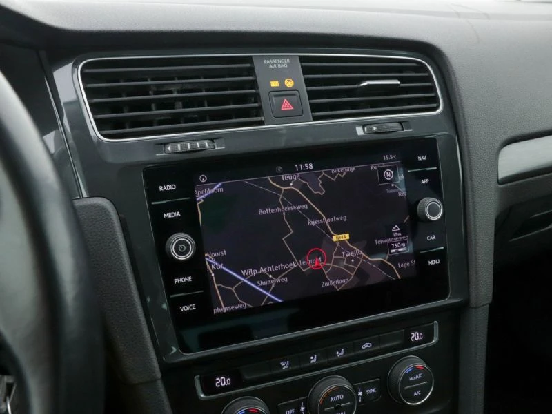 VW Golf Variant 1.6 TDI TUV-Германия Реални Километри, снимка 9 - Автомобили и джипове - 54212717