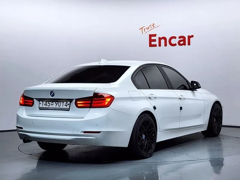 BMW 320 d, снимка 2 - Автомобили и джипове - 54590210