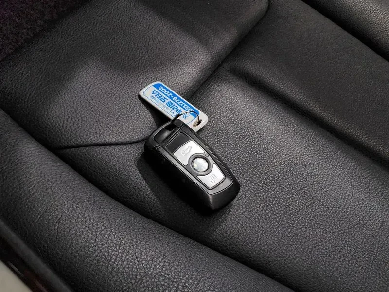 BMW 320 d, снимка 15 - Автомобили и джипове - 54590210