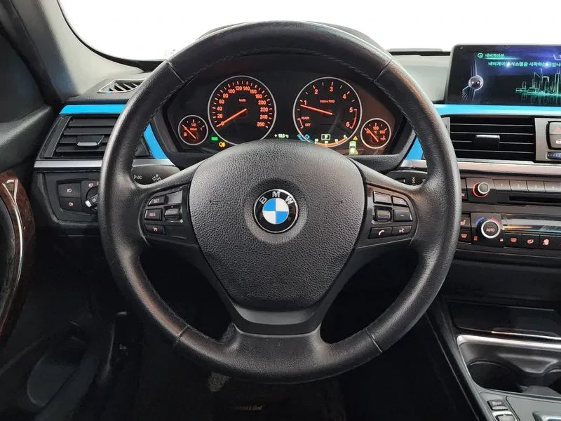 BMW 320 d, снимка 12 - Автомобили и джипове - 54590210