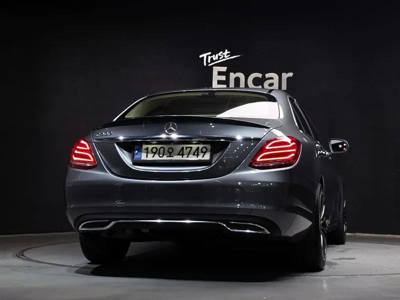Mercedes-Benz C 200 AVANTGARDE, снимка 4 - Автомобили и джипове - 55110276