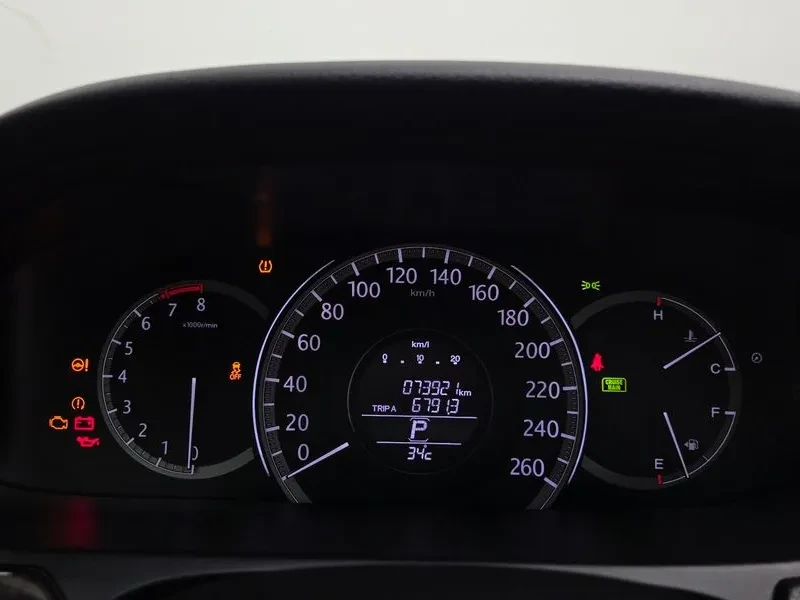 Honda Accord 2.4 9Th Gen , снимка 8 - Автомобили и джипове - 55715499