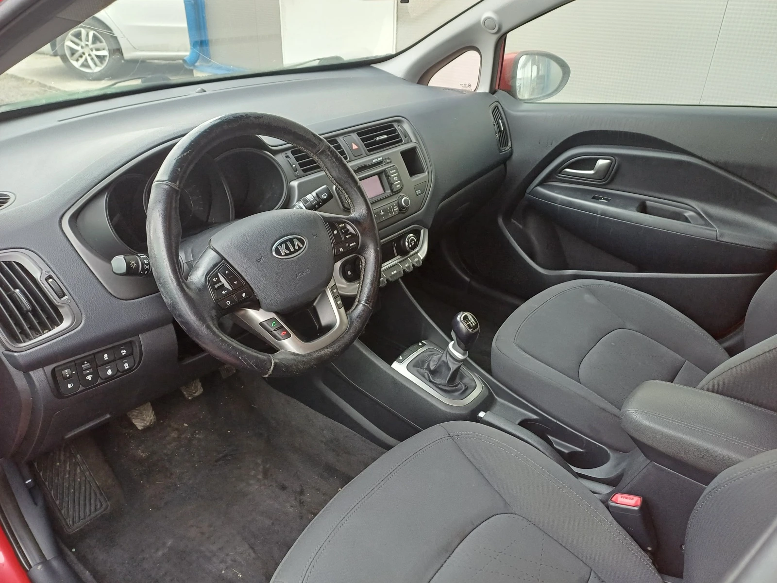 Kia Rio 1.1crdi-�� ����� | Mobile.bg � ����������� 14