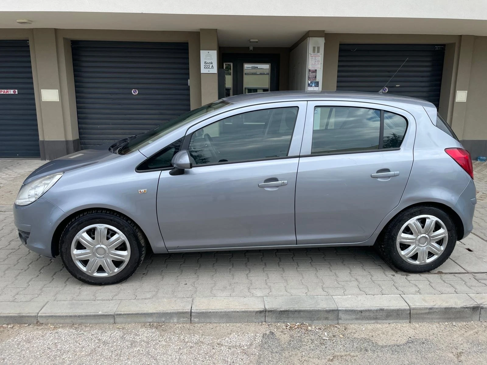 Opel Corsa 1.2i16v-Silver edition!!! - изображение 8