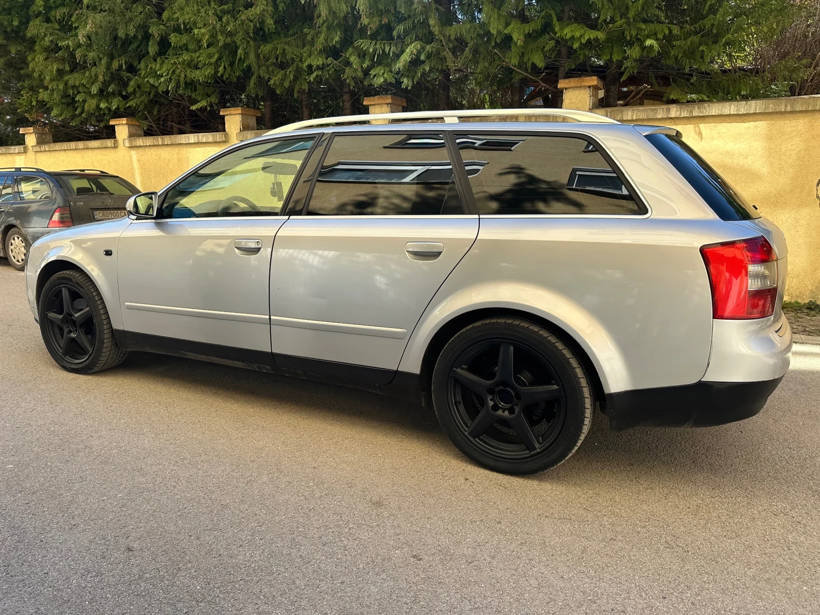 Audi A4 1.9 131 - изображение 4