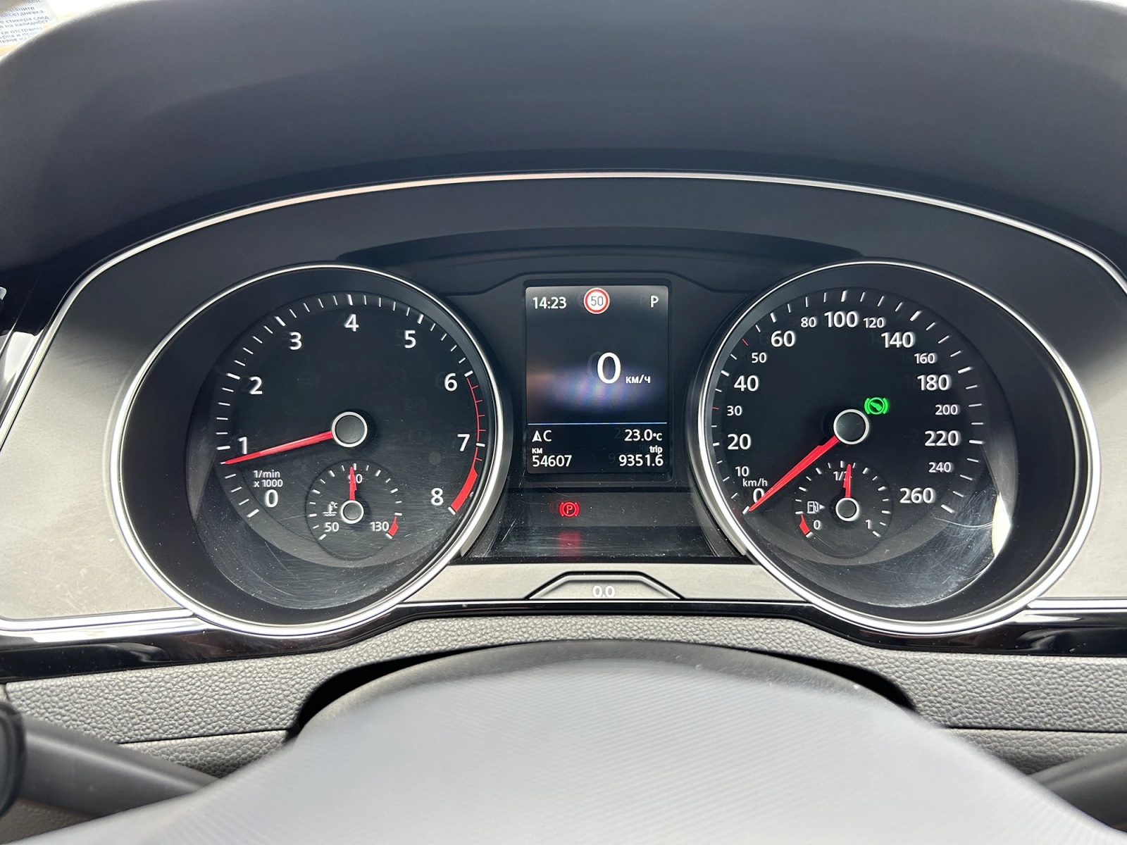 VW Passat  2.0 TFSI - изображение 8