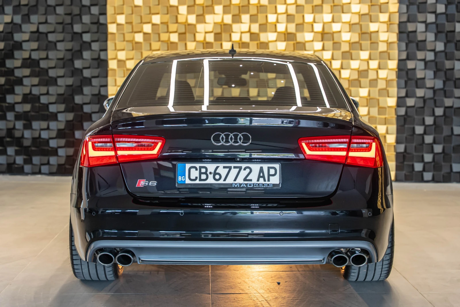 Audi S6 4.0 TFSI - изображение 6