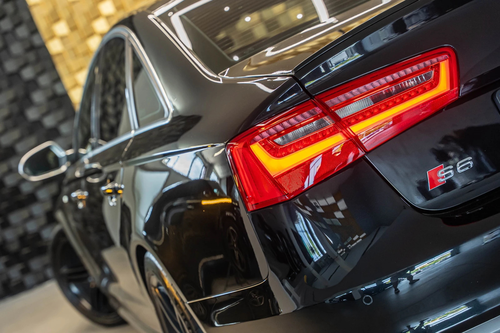 Audi S6 4.0 TFSI - изображение 5