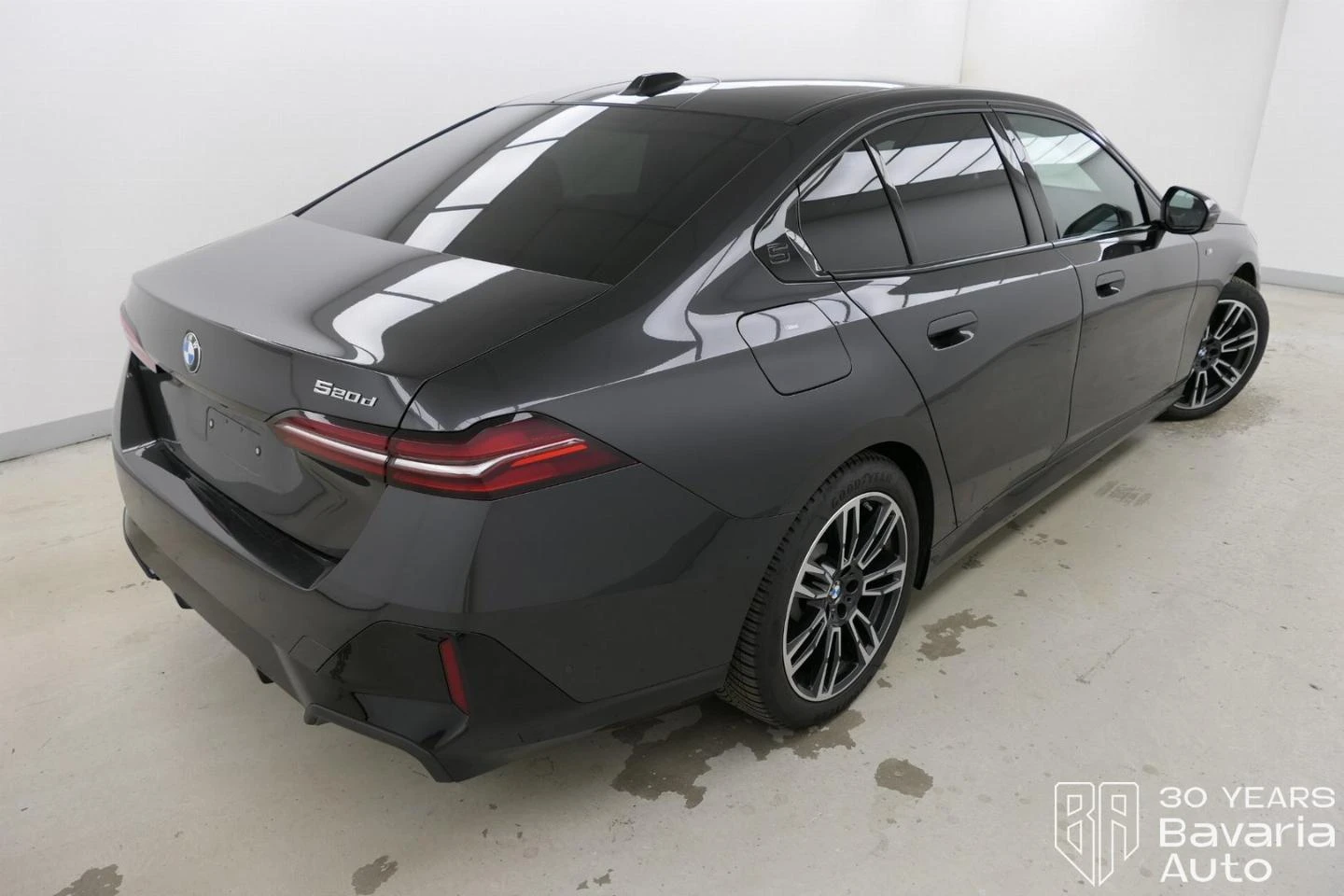 BMW 520 d M Sport Paket - изображение 3