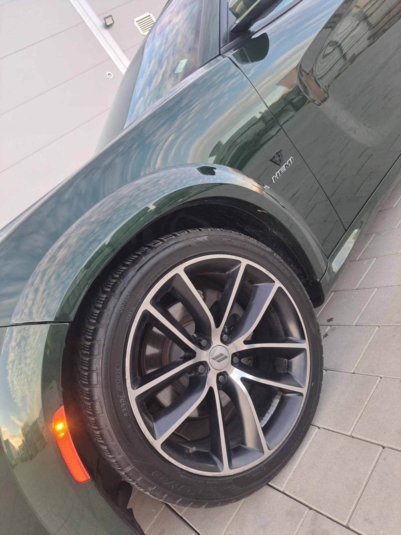 Dodge Charger 5.7 HEMI - изображение 9