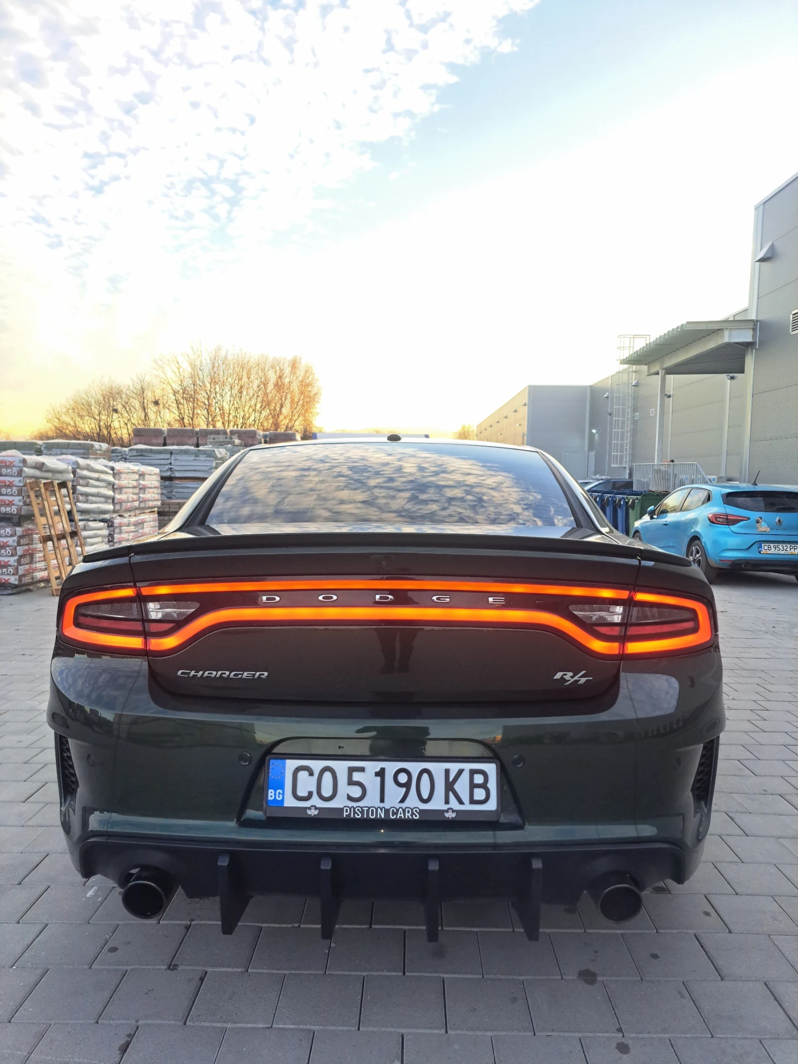 Dodge Charger 5.7 HEMI - изображение 6