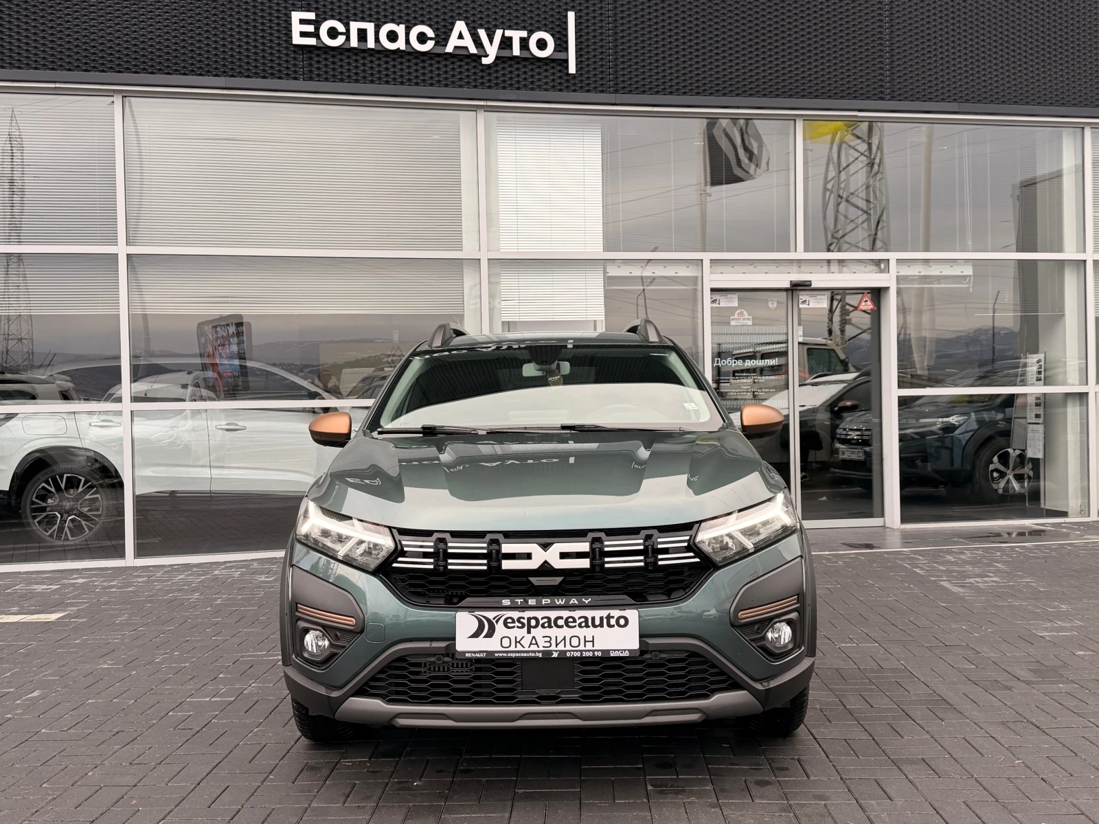 Dacia Sandero TCe 100 к.с. Бензин ECO-G / Expression - изображение 2