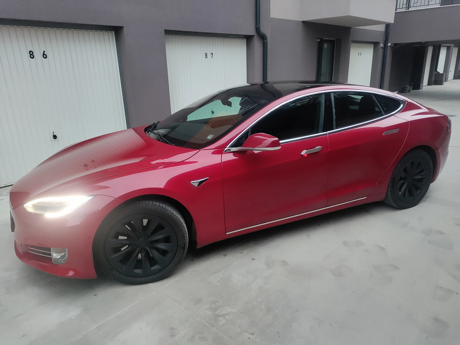 Tesla Model S, снимка 5 - Автомобили и джипове - 53534910