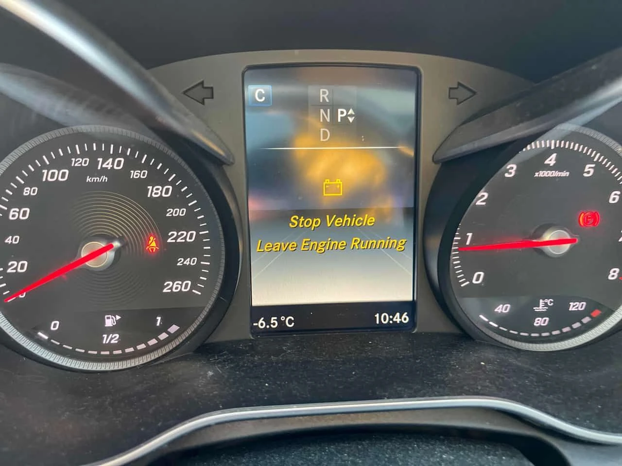 Mercedes-Benz C 300 /360/LED/ПОДГРЕВИ, снимка 8 - Автомобили и джипове - 54001034