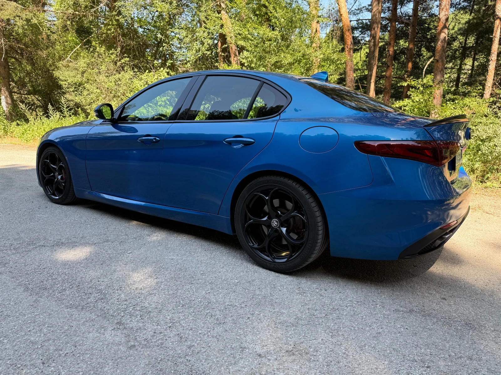 Alfa Romeo Giulia 2.0 280HP, снимка 10 - Автомобили и джипове - 55503319
