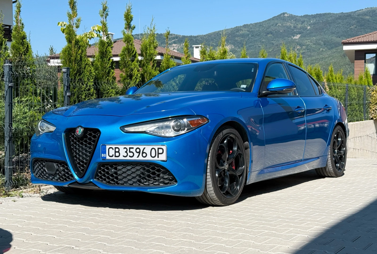 Alfa Romeo Giulia 2.0 280HP RWD, снимка 2 - Автомобили и джипове - 55503319