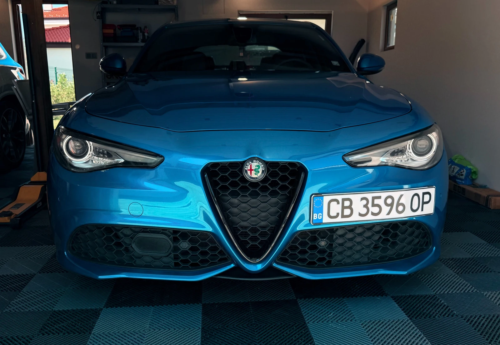 Alfa Romeo Giulia 2.0 280HP RWD