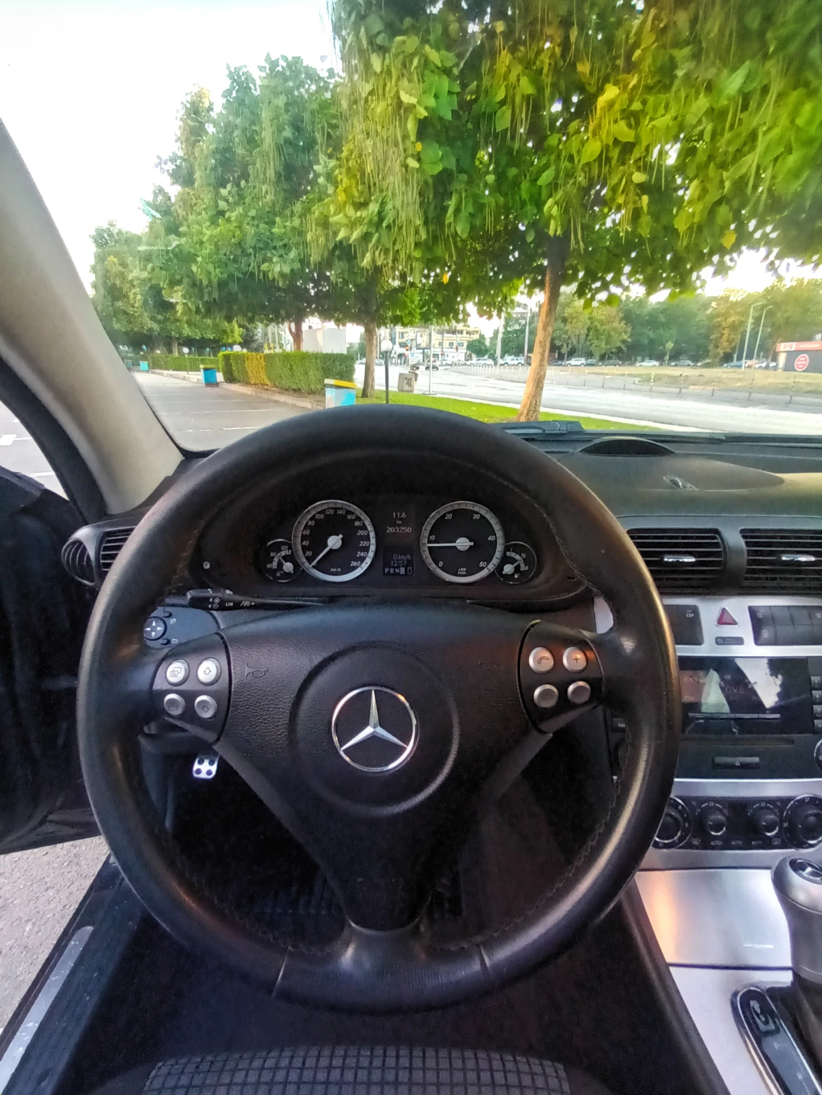 Mercedes-Benz C 220 220 cdi w 203  Facelift , снимка 12 - Автомобили и джипове - 55647464