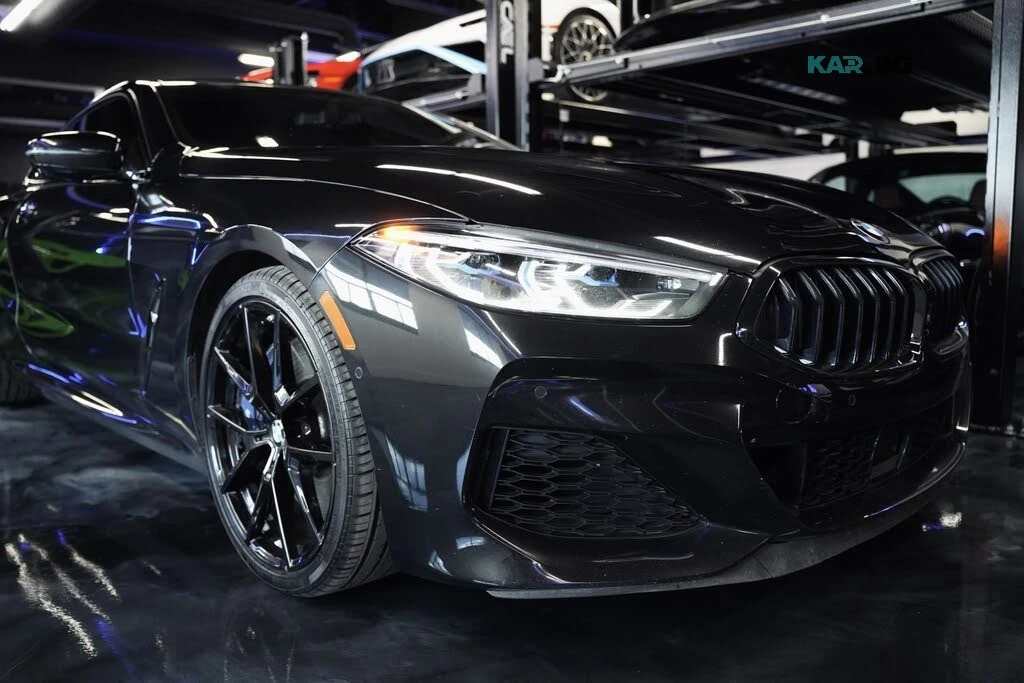 BMW 850 M* ВАКУМ* CARBONROOF* ОБДУХ* LASER* 360* HARMAN* N, снимка 2 - Автомобили и джипове - 55976572