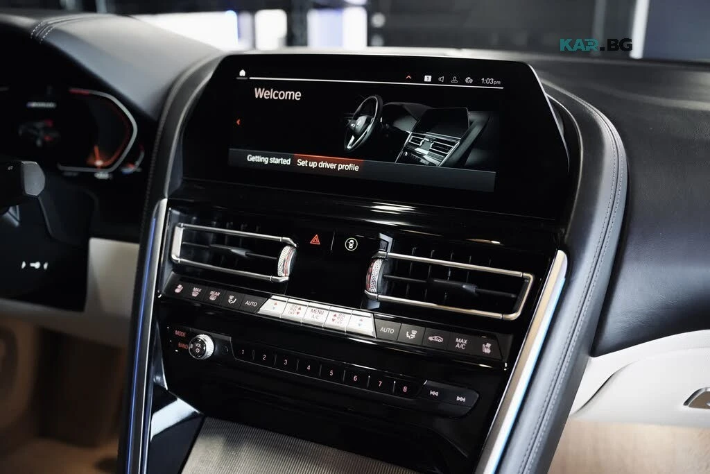 BMW 850 M* ВАКУМ* CARBONROOF* ОБДУХ* LASER* 360* HARMAN* N, снимка 15 - Автомобили и джипове - 55976572