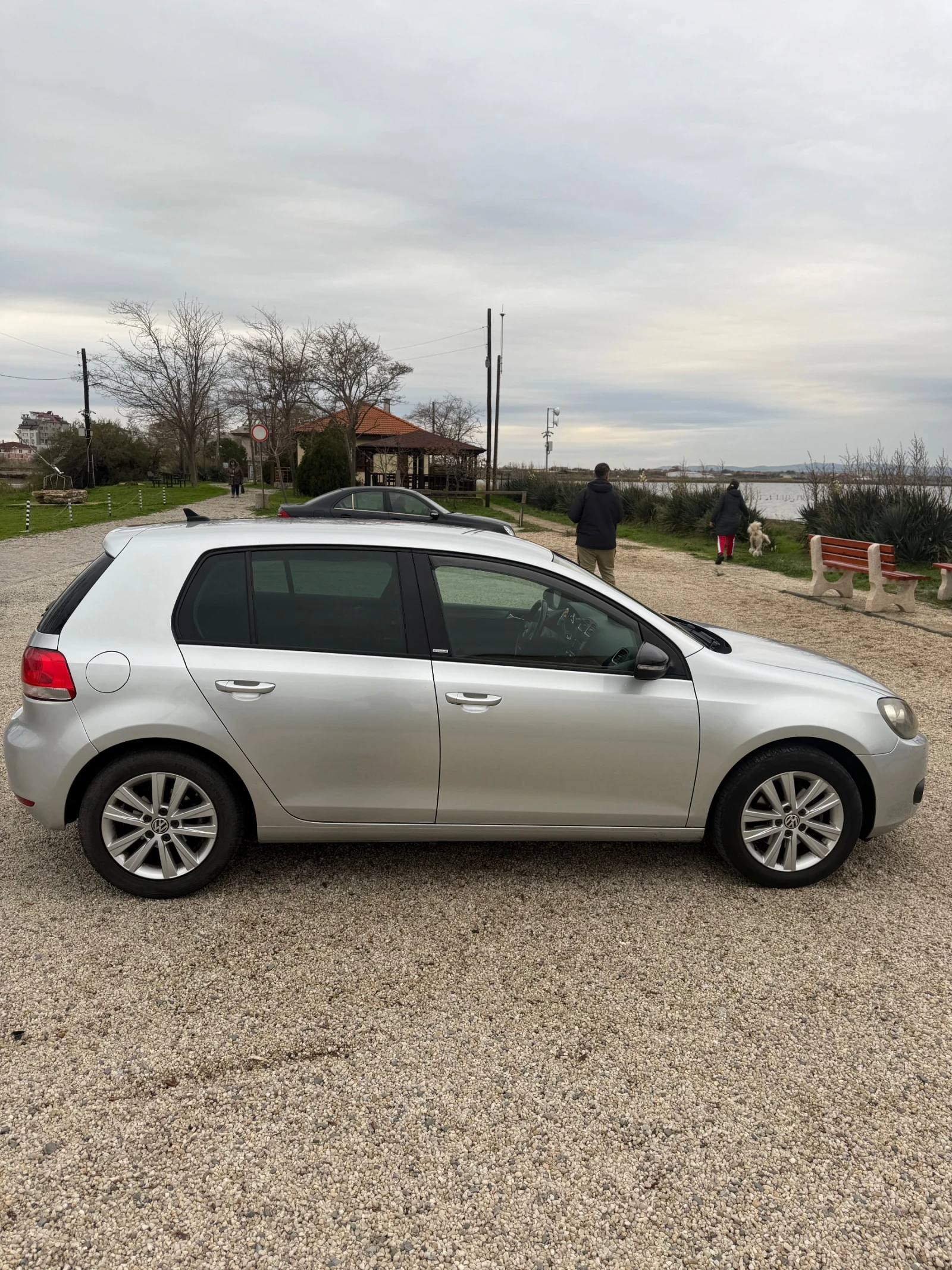 VW Golf, снимка 7 - Автомобили и джипове - 56269746