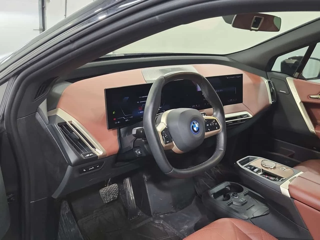 BMW iX Xdrive50 * ���������� ��� ������������ ������*  | Mobile.bg � ����������� 10