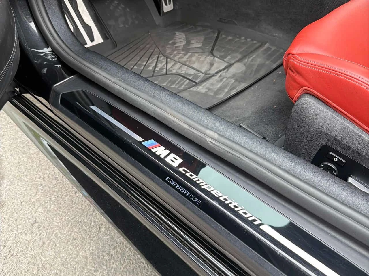 BMW M8 * Competition * CARFAX * , снимка 10 - Автомобили и джипове - 56484239