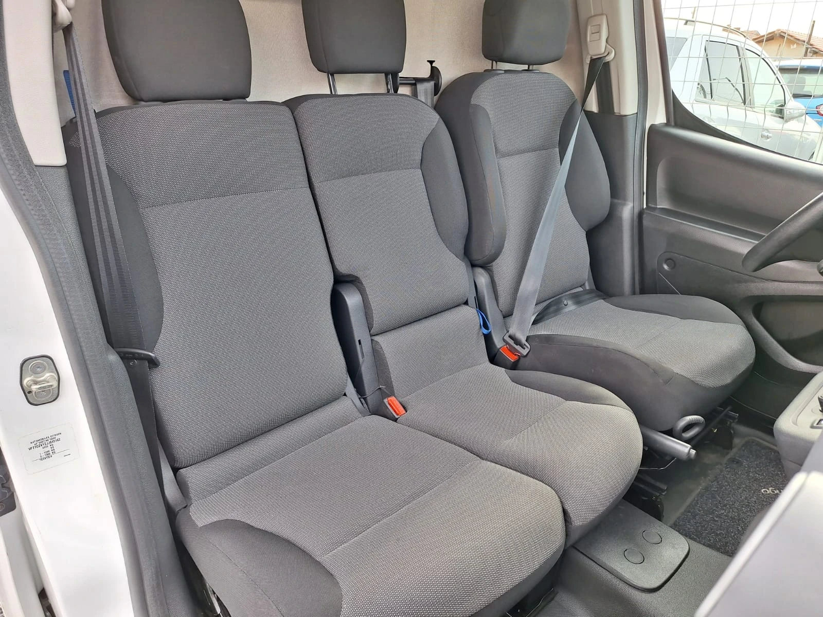 Citroen Berlingo 22.5 kwh, снимка 17 - Автомобили и джипове - 56544121
