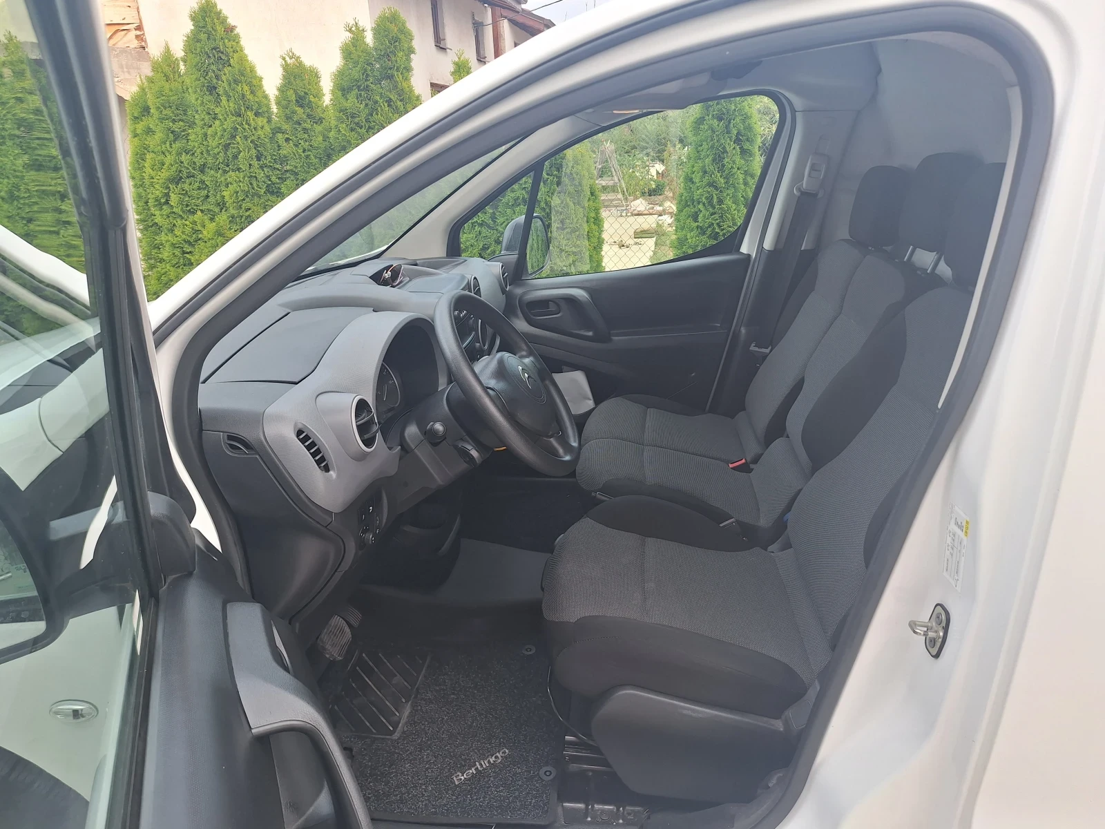 Citroen Berlingo 22.5 kwh, снимка 13 - Автомобили и джипове - 56544121