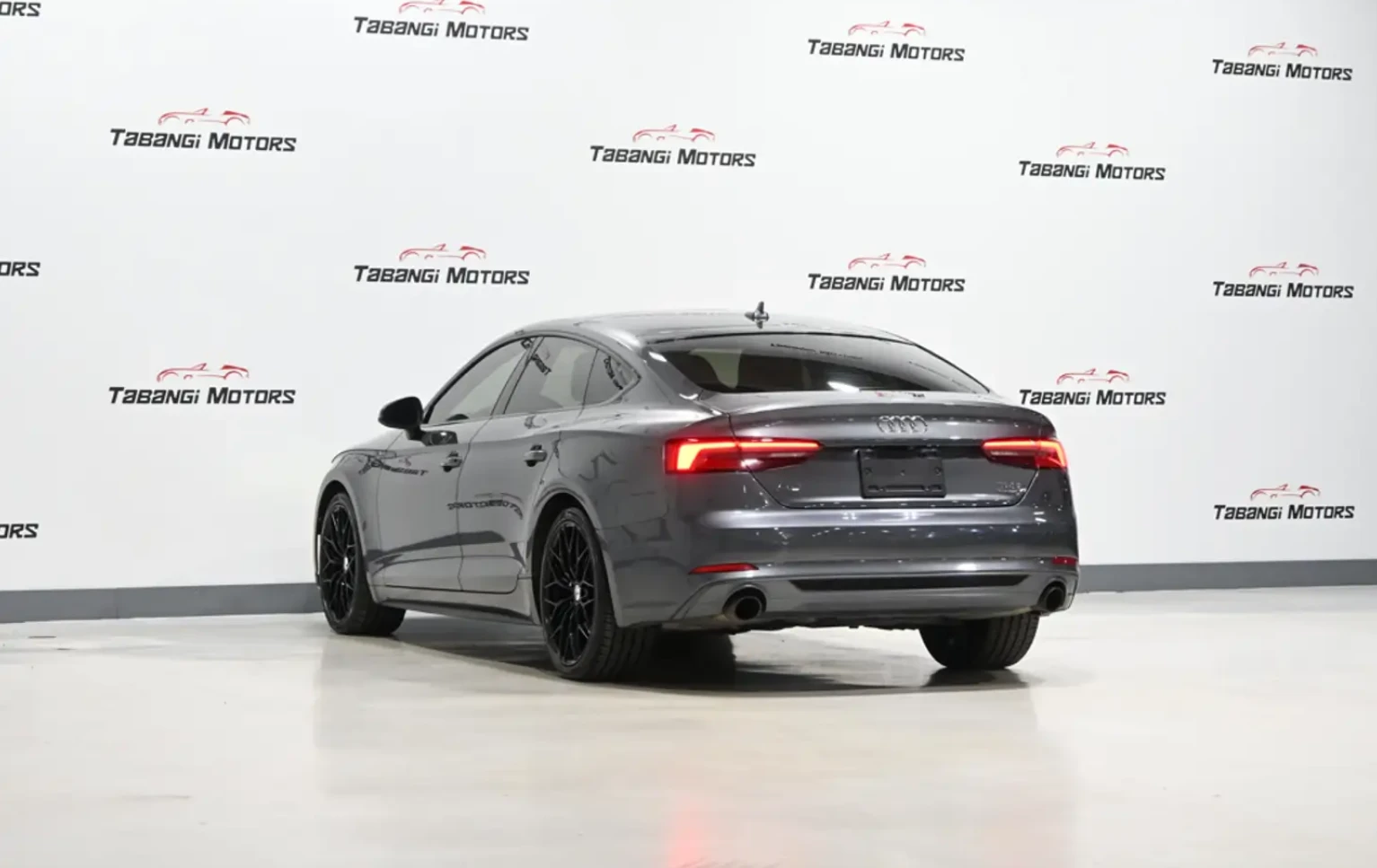 Audi A5 ЛИЗИНГ БЕЗ ПЪРВОНАЧАЛНА, снимка 2 - Автомобили и джипове - 56626760