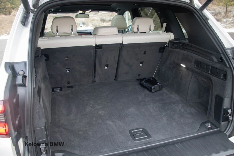 BMW X5 M-Package * CARFAX * АвтоКредит * (ЦЕНА ДО БГ), снимка 13 - Автомобили и джипове - 53264225