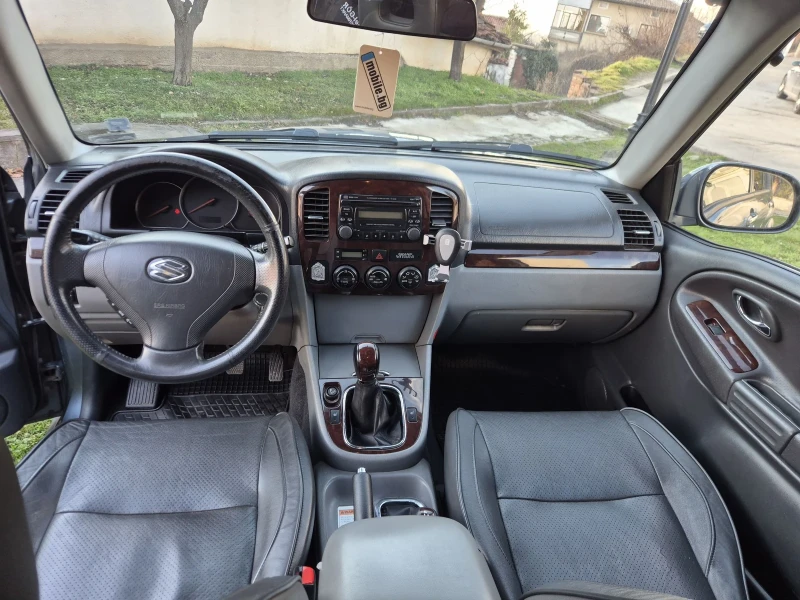 Suzuki Grand vitara, снимка 6 - Автомобили и джипове - 53405535