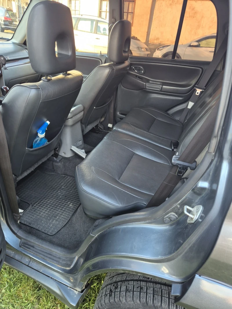 Suzuki Grand vitara, снимка 7 - Автомобили и джипове - 53405535