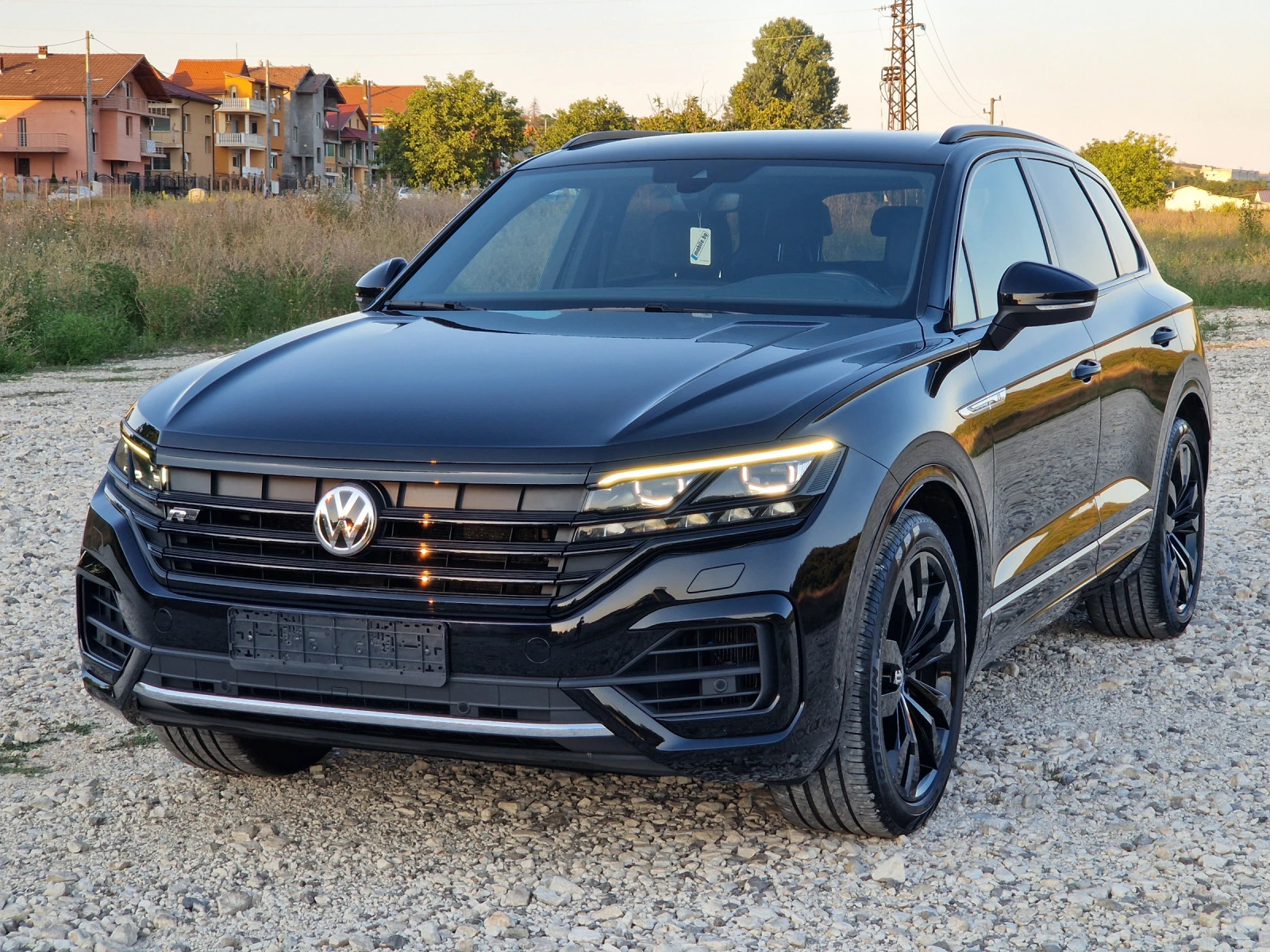 VW Touareg Black R-line/Softclose/Keyless/Easyopen/Digital/F1 - изображение 2