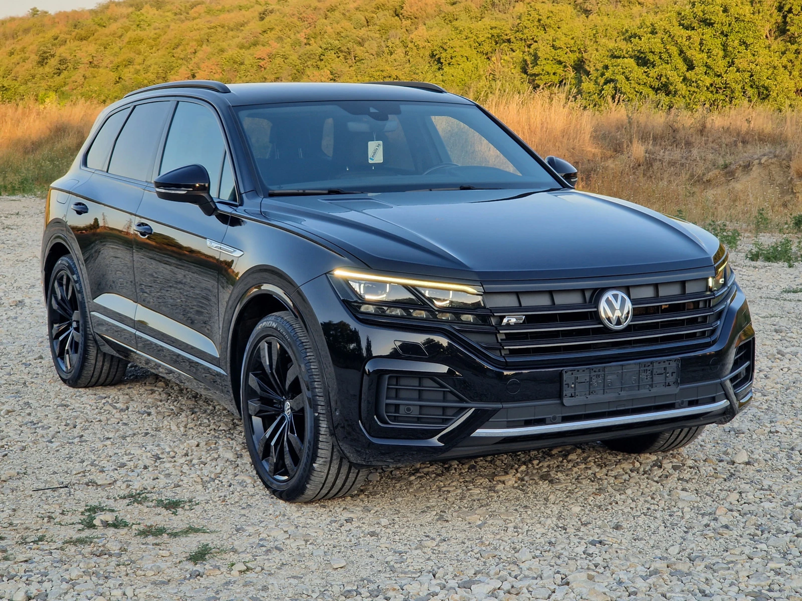 VW Touareg Black R-line/Softclose/Keyless/Easyopen/Digital/F1 - изображение 3