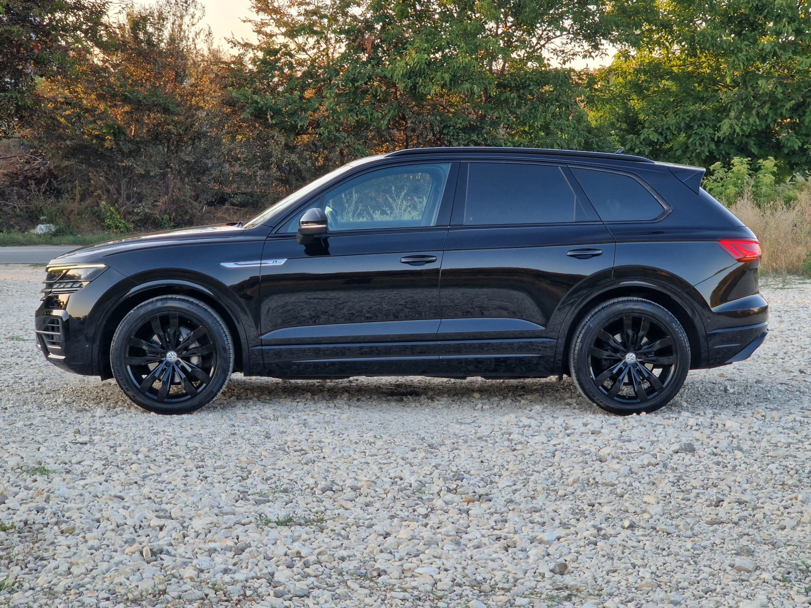 VW Touareg Black R-line/Softclose/Keyless/Easyopen/Digital/F1 - изображение 8