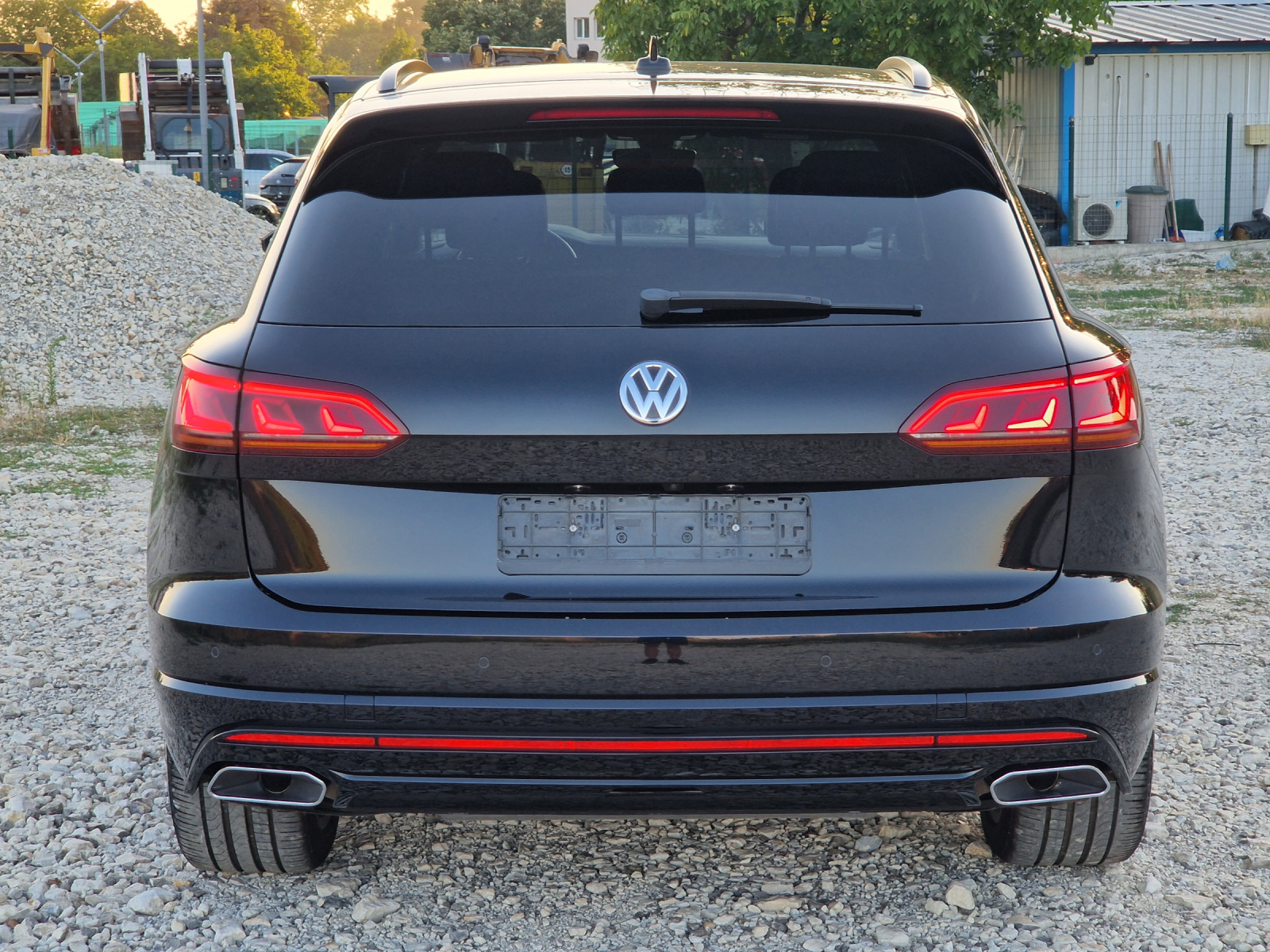 VW Touareg Black R-line/Softclose/Keyless/Easyopen/Digital/F1 - изображение 6