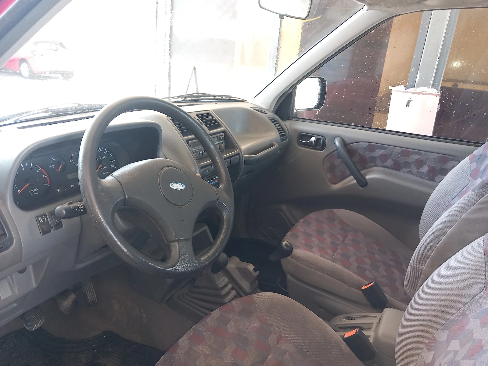 Nissan Terrano  - изображение 7