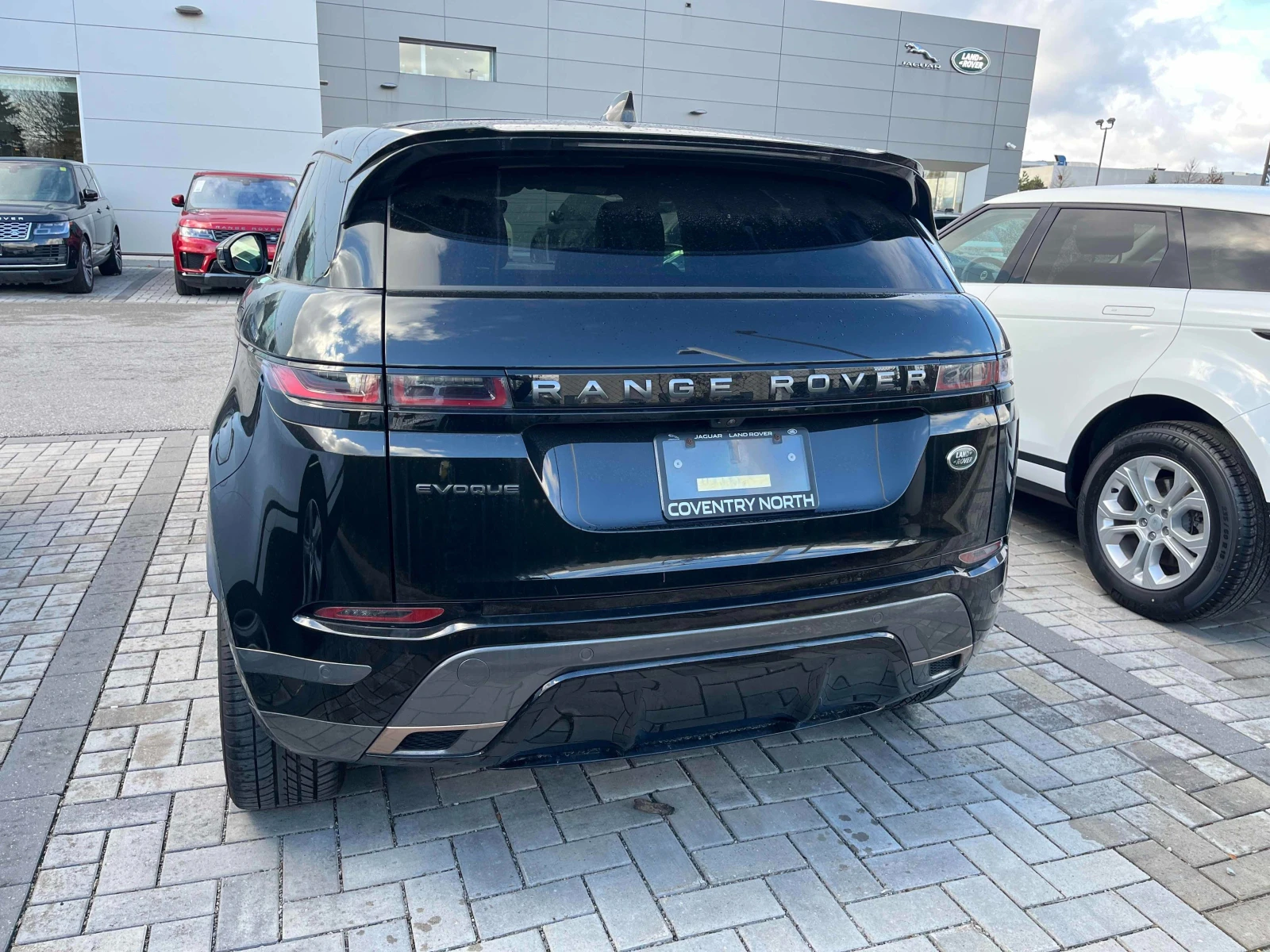 Land Rover Range Rover Evoque R-Dynamic SE * * CARFAX * * АВТО КРЕДИТ * *  - изображение 4