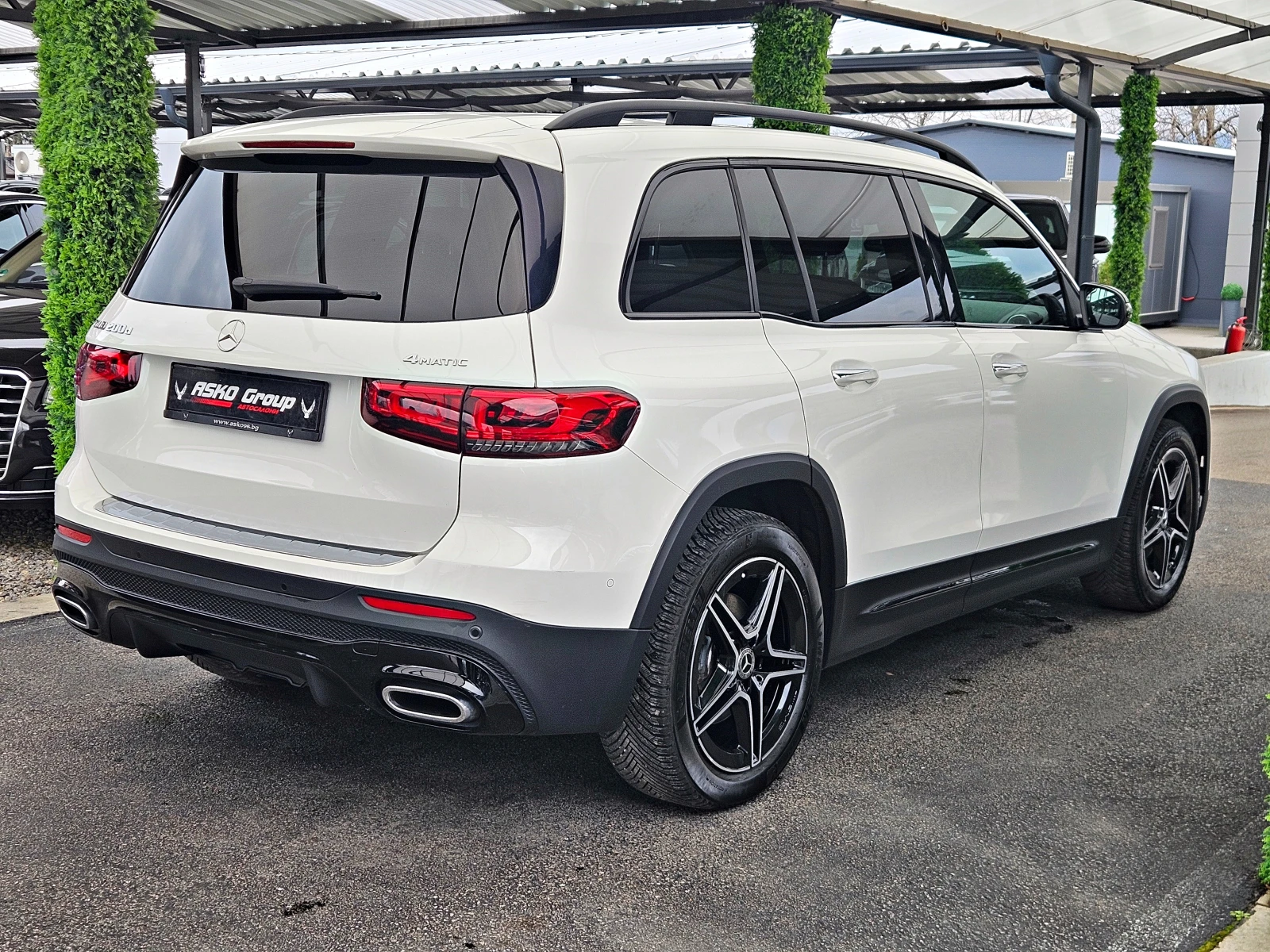 Mercedes-Benz GLB 200/AMG/4M/7MESTA/DIGITAL/DISTR/CAMERA/ПОДГРЕВ/LIZ, снимка 5 - Автомобили и джипове - 53916159