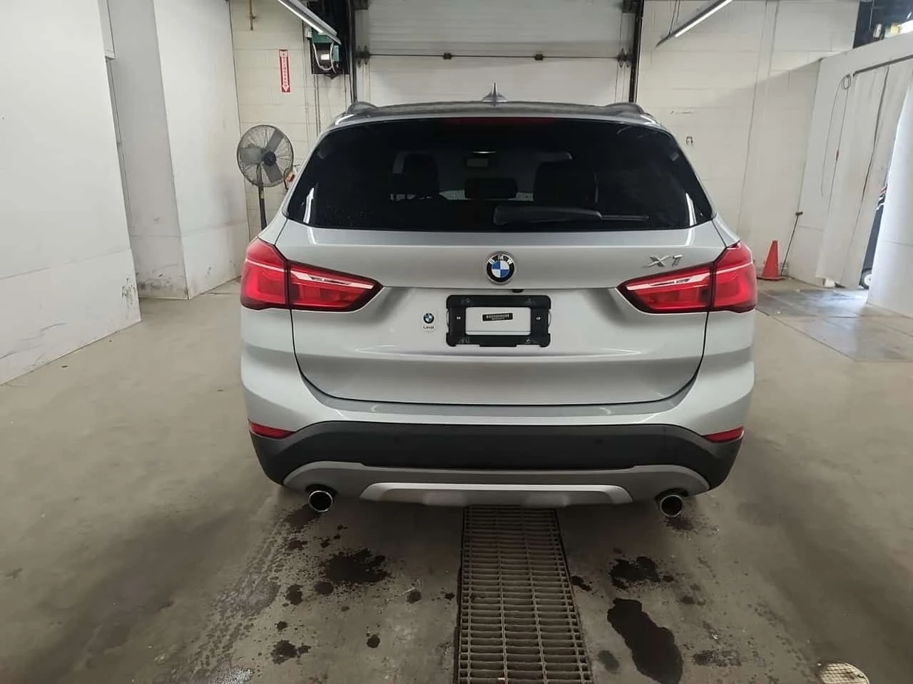BMW X1 XDRIVE28I| HEAD-UP| PANORAMA| ПАМЕТ| 2 КЛЮЧА, снимка 5 - Автомобили и джипове - 54467535
