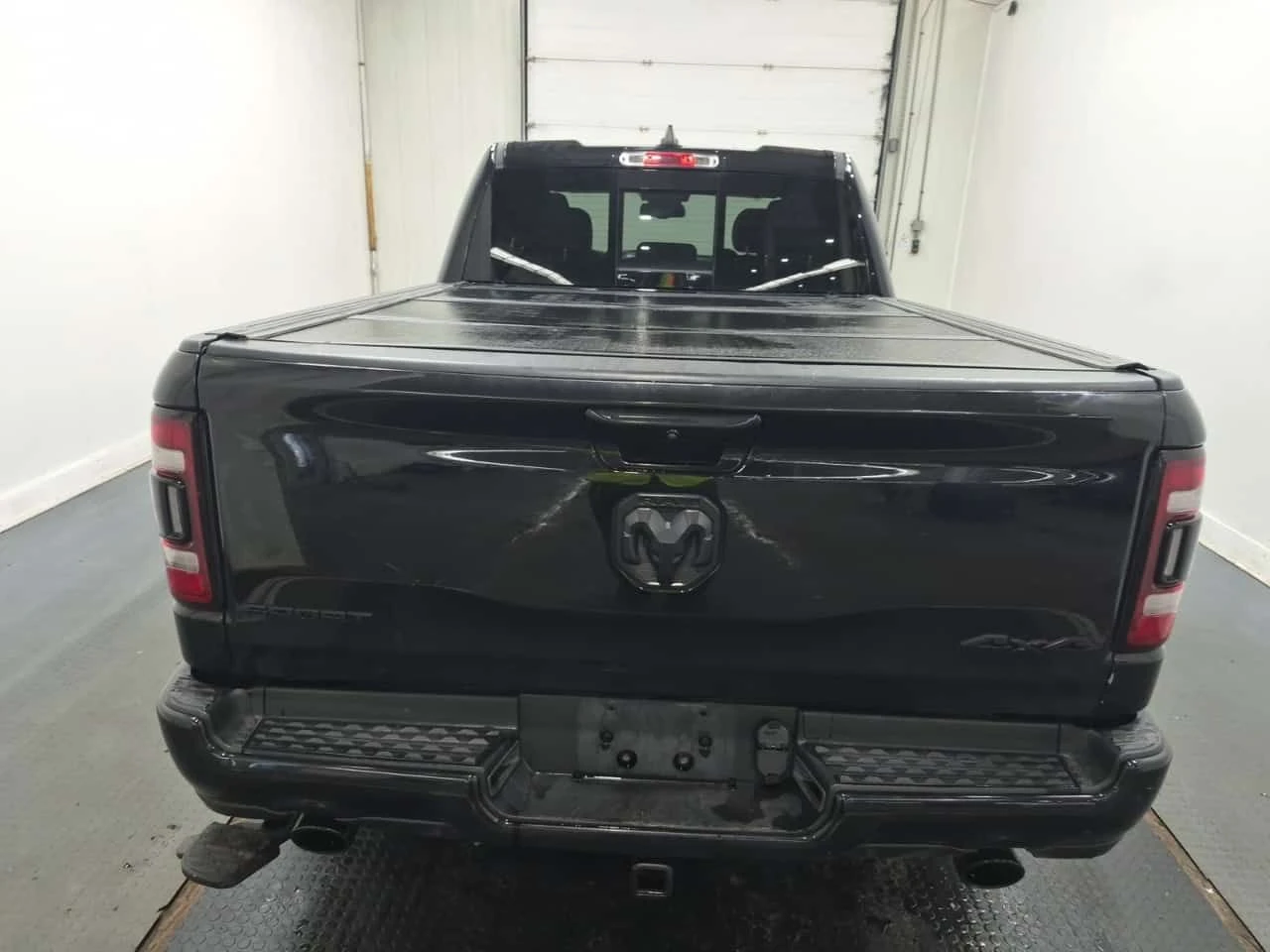 Dodge RAM 1500 * SPORT * CARFAX * ЦЕНА ДО БГ, снимка 4 - Автомобили и джипове - 54751964